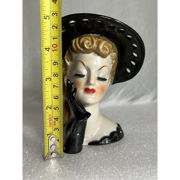 VINTAGE Napco S569A Lady Head Vase In Black With Polka Dots - Picture 2 of 9